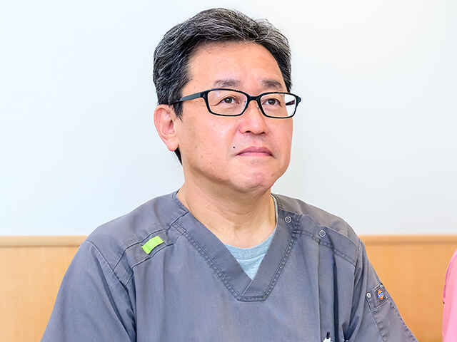 齊藤 眞樹 院長 & 齊藤 麻也子 獣医師